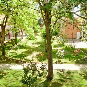 https://lantana-garden.es-andalucia.com