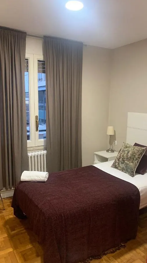 Somnio Hostels Barcelona Guest house