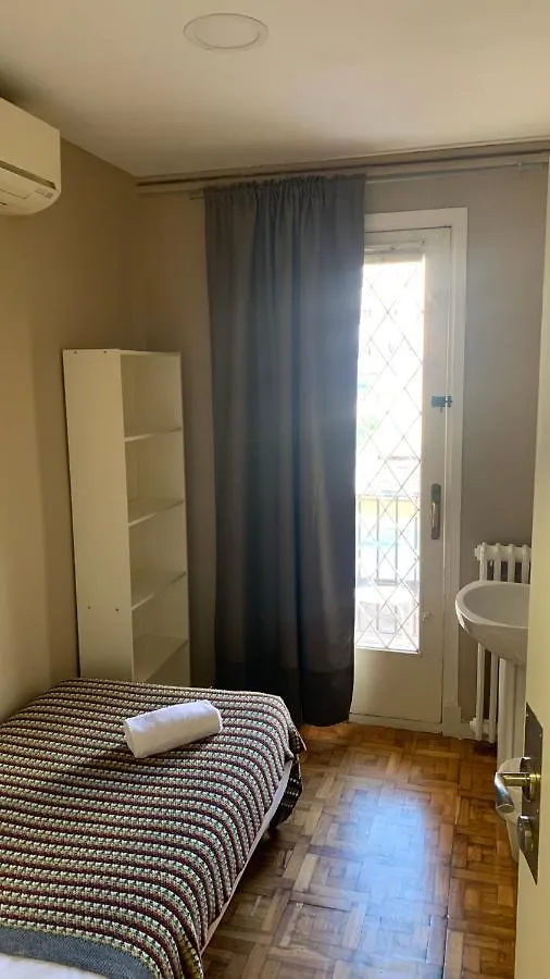** Guest house Somnio Hostels Barcelona Spain